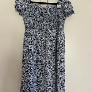 Sail to Sable Navy and White Smocked Top